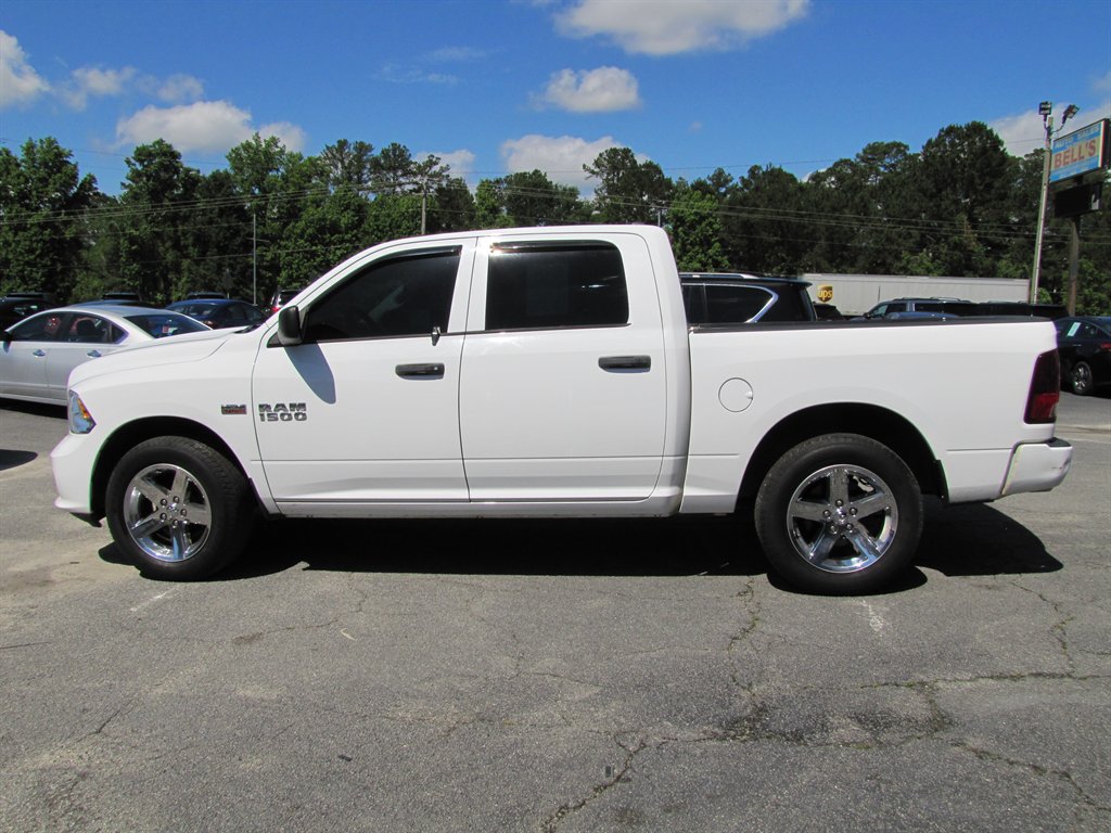 2015 RAM 1500 Tradesman photo