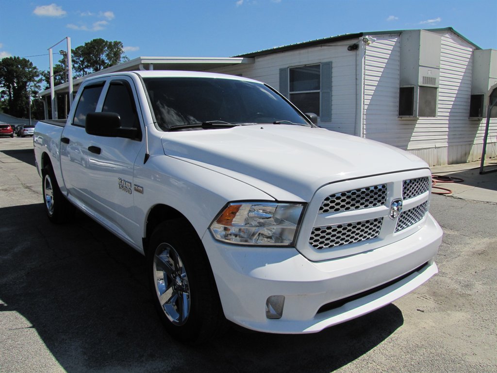 2015 RAM 1500 Tradesman photo