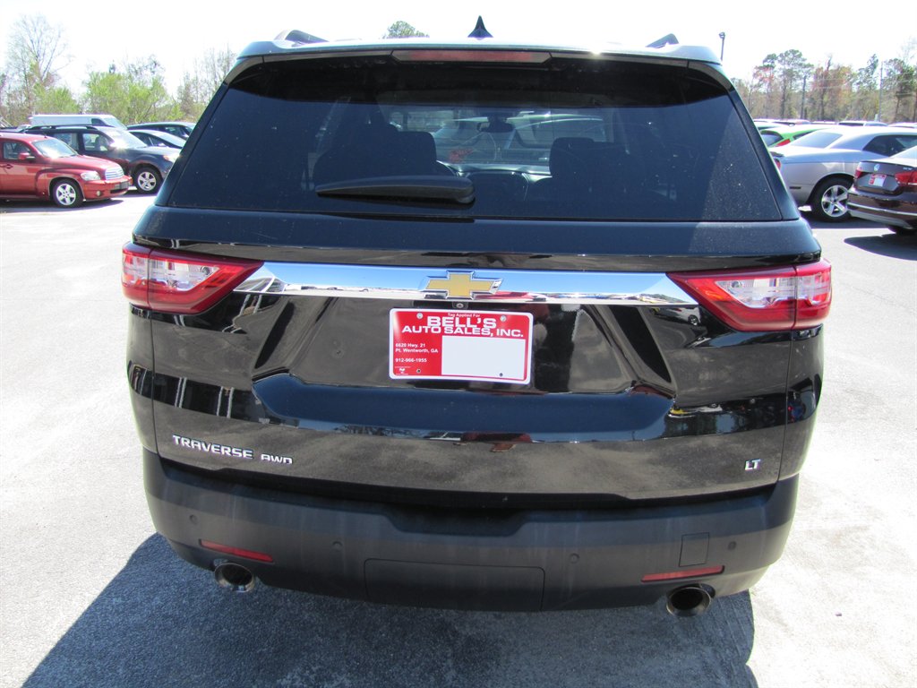 2020 Chevrolet Traverse LT photo