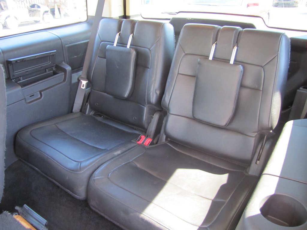 2019 Ford Flex - $16,995