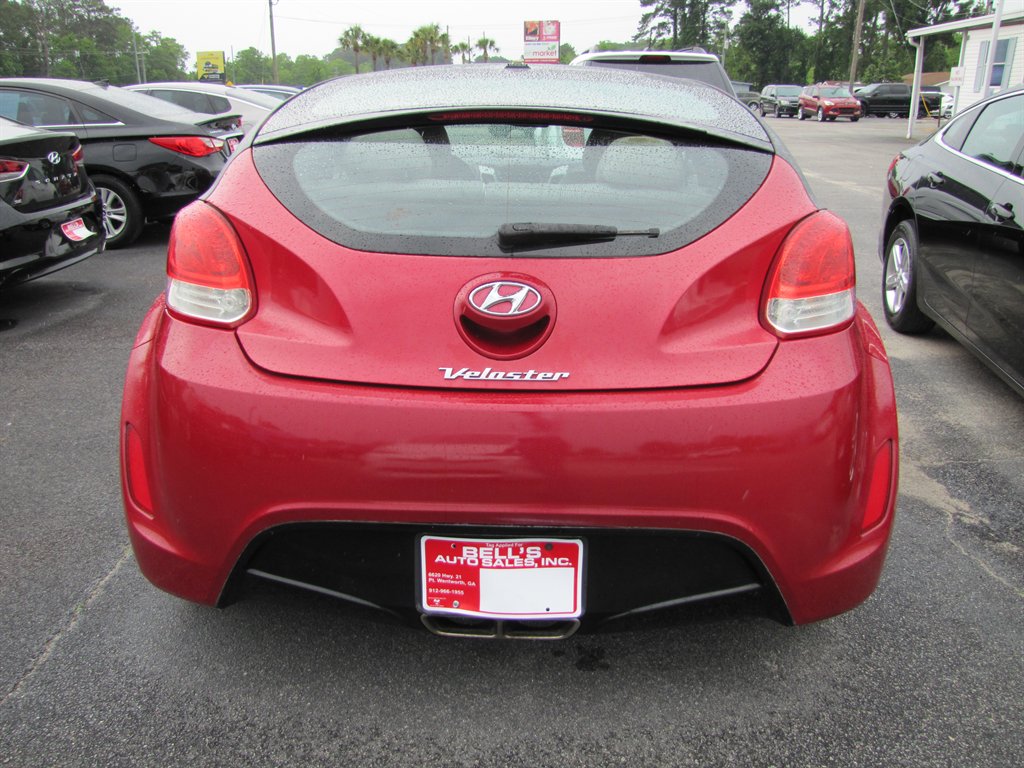 2013 Hyundai Veloster photo