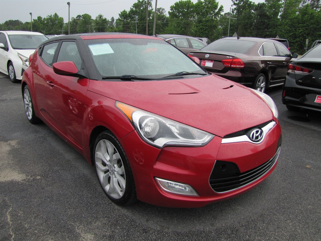 2013 Hyundai Veloster photo