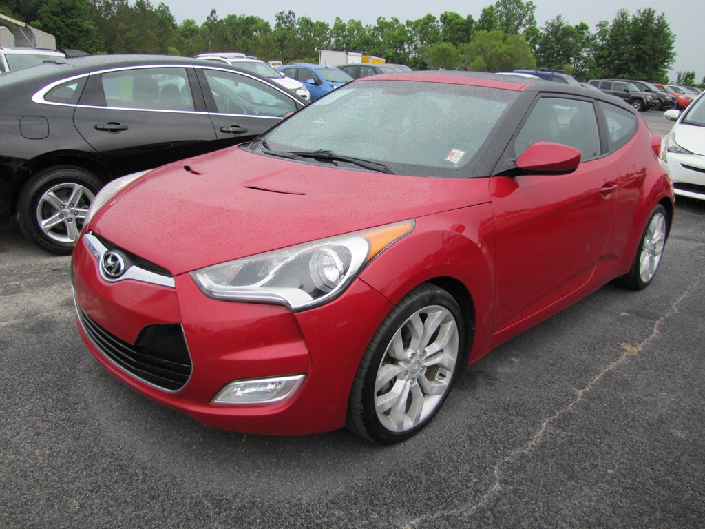 2013 Hyundai Veloster photo