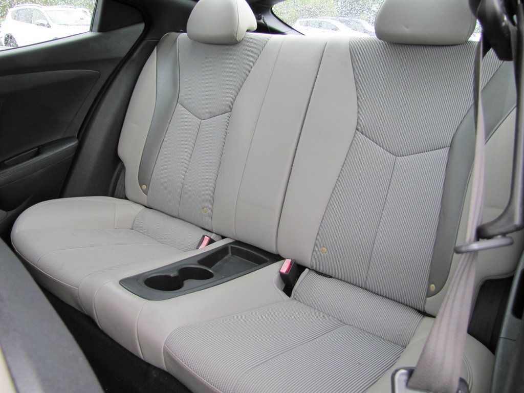 2013 Hyundai Veloster photo