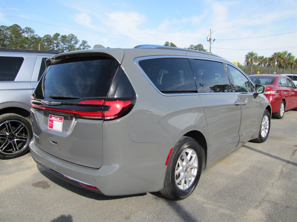 2021 Chrysler Pacifica - $15,995