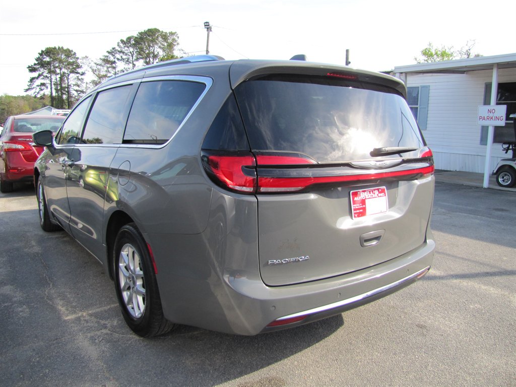 2021 Chrysler Pacifica - $15,995