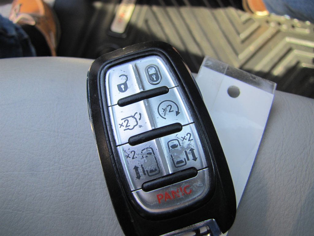 2021 Chrysler Pacifica - $15,995