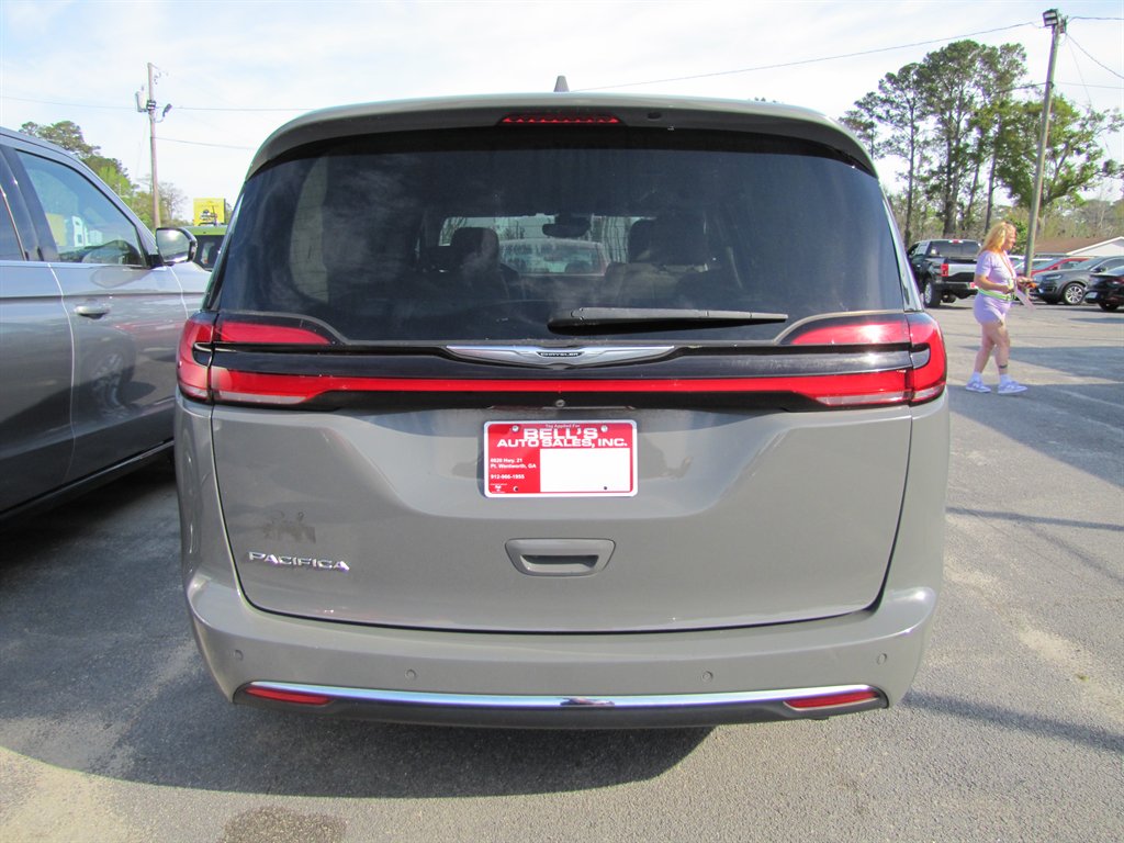 2021 Chrysler Pacifica - $15,995