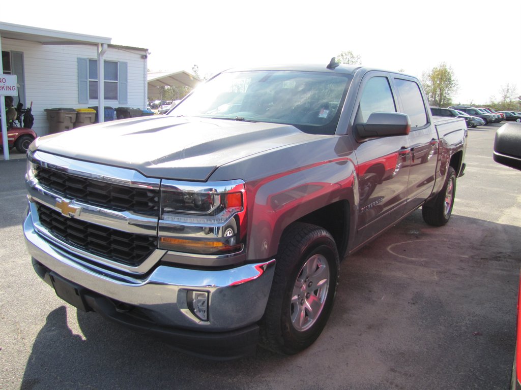 2017 Chevrolet Silverado 1500 LT photo