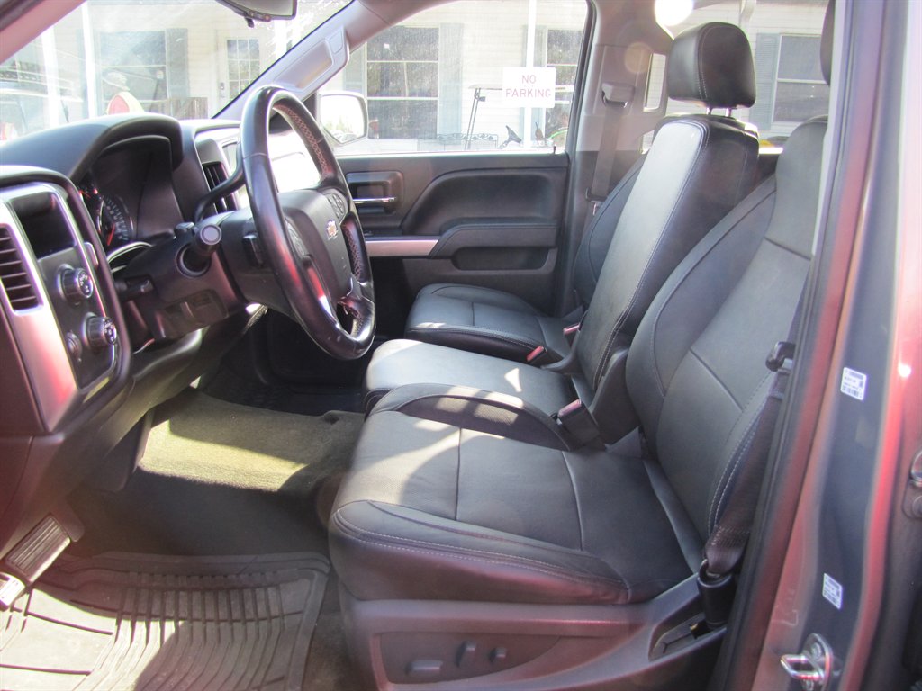 2017 Chevrolet Silverado 1500 LT photo