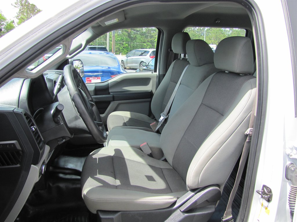 2020 Ford F150 XL photo