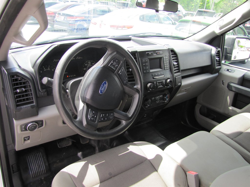 2020 Ford F150 XL photo