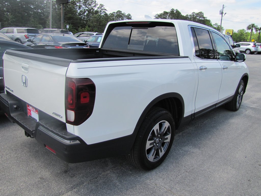 2018 Honda Ridgeline - $18,995