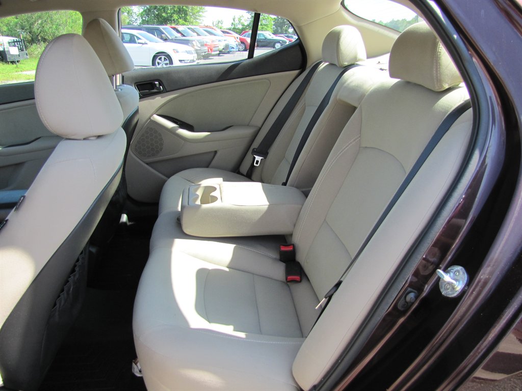 2015 Kia Optima - $10,995