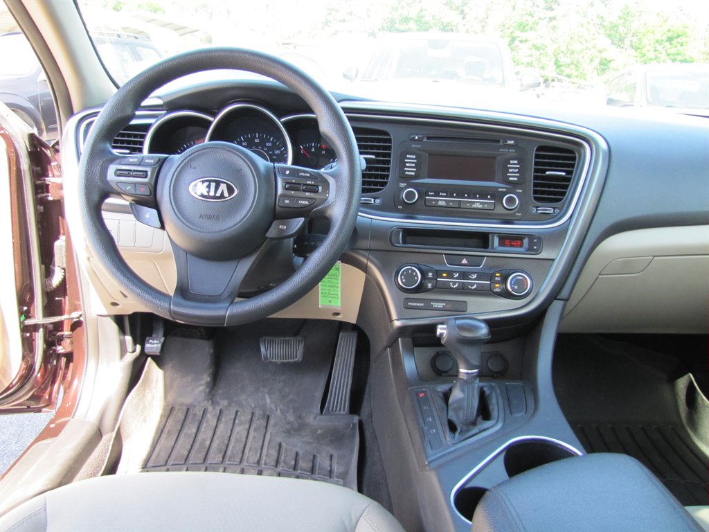2015 Kia Optima - $10,995