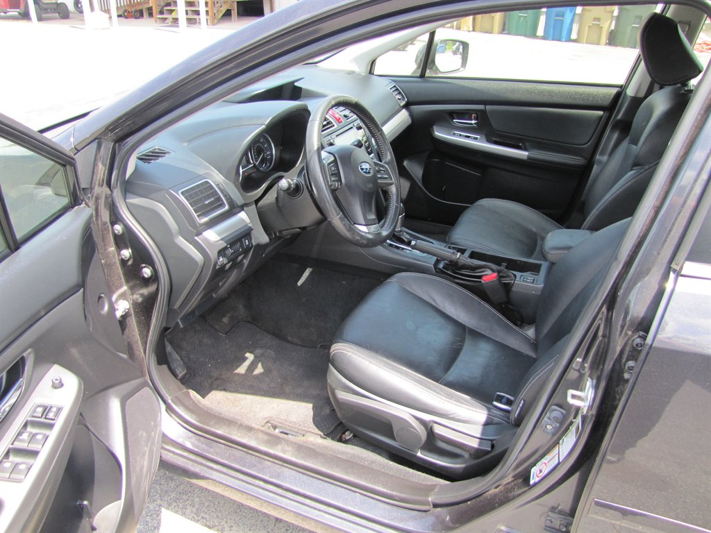 2016 Subaru Impreza Limited photo