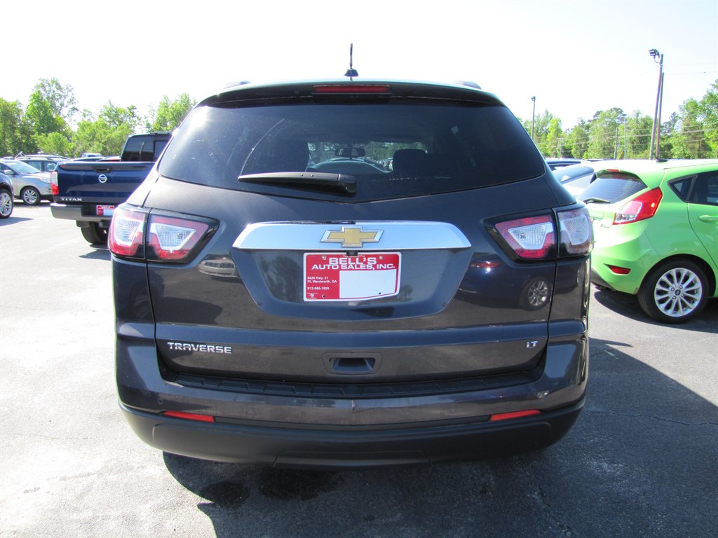 2017 Chevrolet Traverse LT photo