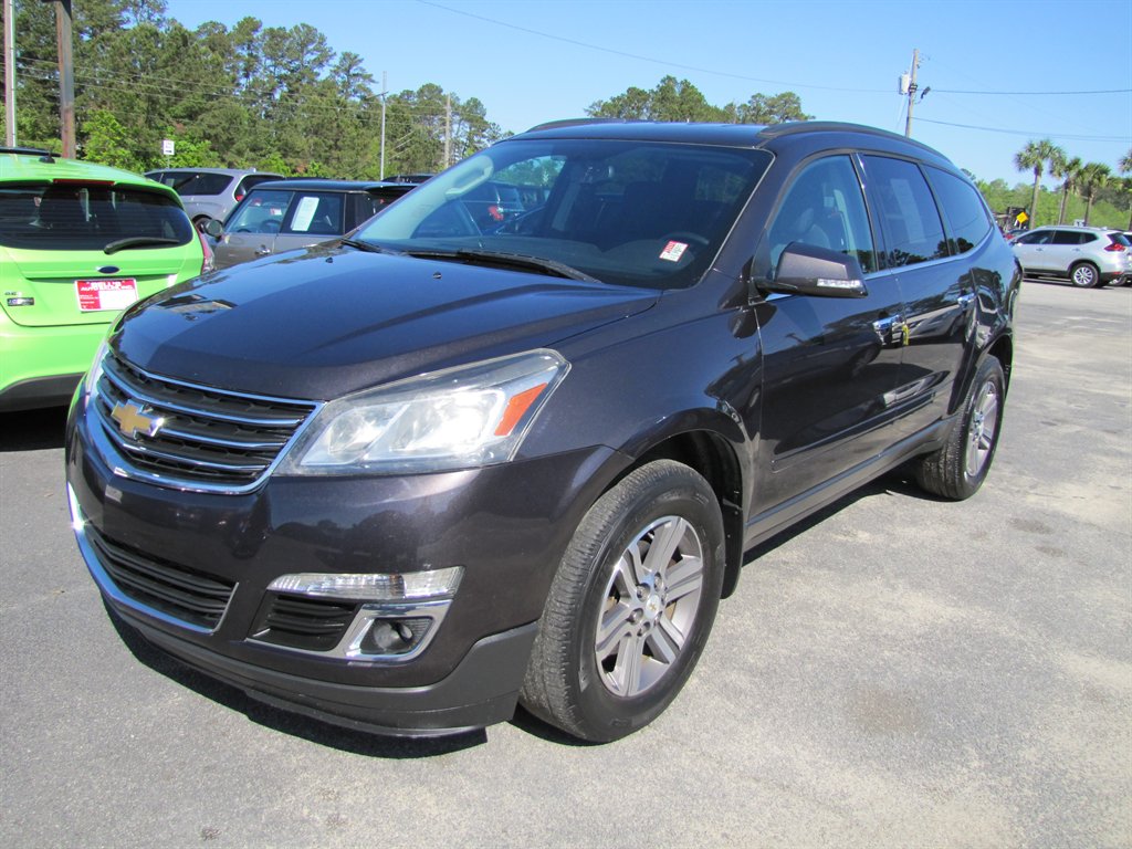 2017 Chevrolet Traverse LT photo