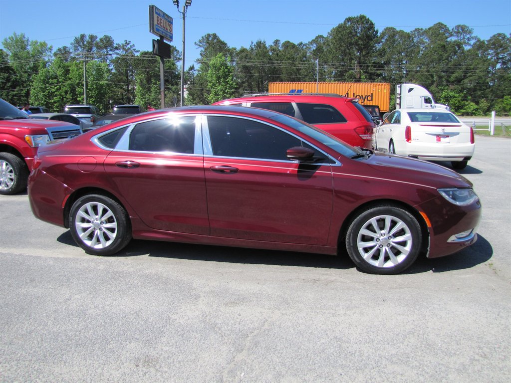 2015 Chrysler 200 C photo