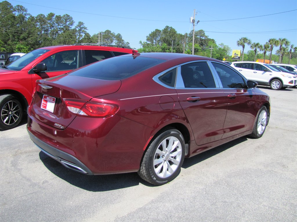 2015 Chrysler 200 C photo