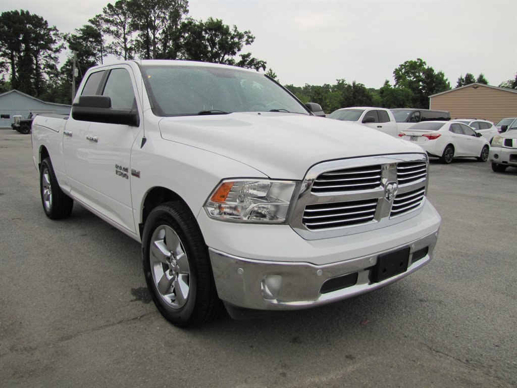 2018 RAM 1500 SLT photo