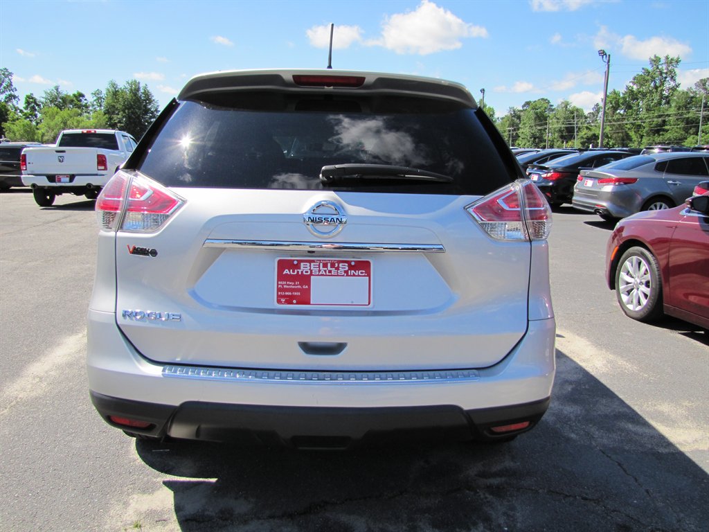 2016 Nissan Rogue S photo