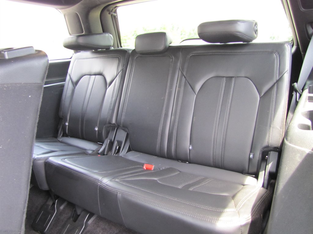 2018 Ford Expedition Limited photo