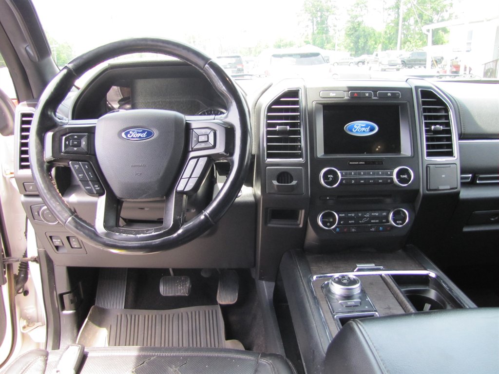 2018 Ford Expedition Limited photo