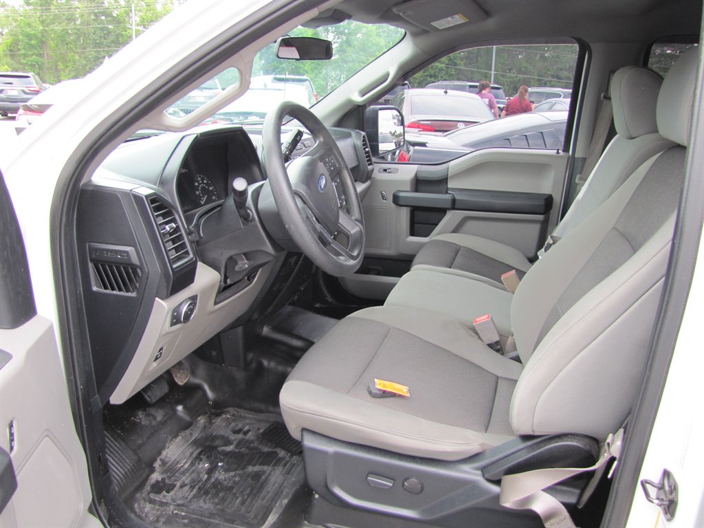 2020 Ford F150 XL photo