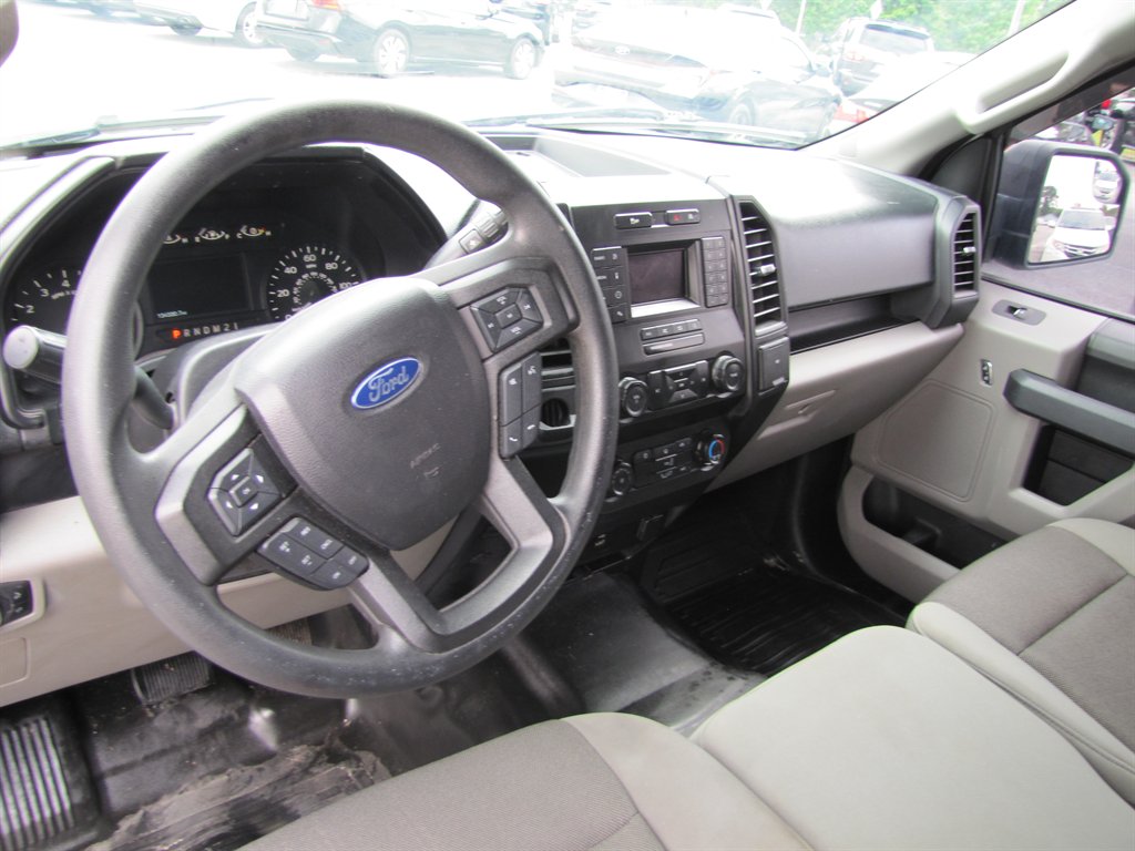 2020 Ford F150 XL photo