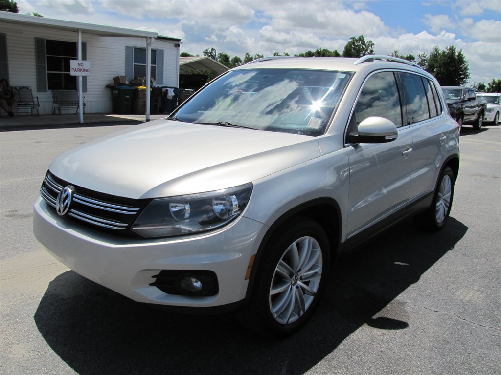 2014 Volkswagen Tiguan - $9,995