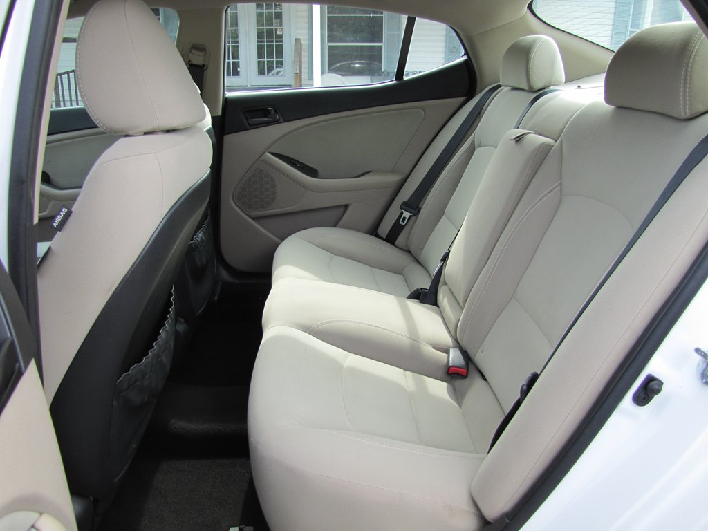 2015 Kia Optima - $9,995