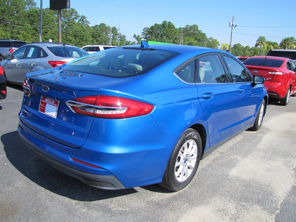 2020 Ford Fusion - $11,995