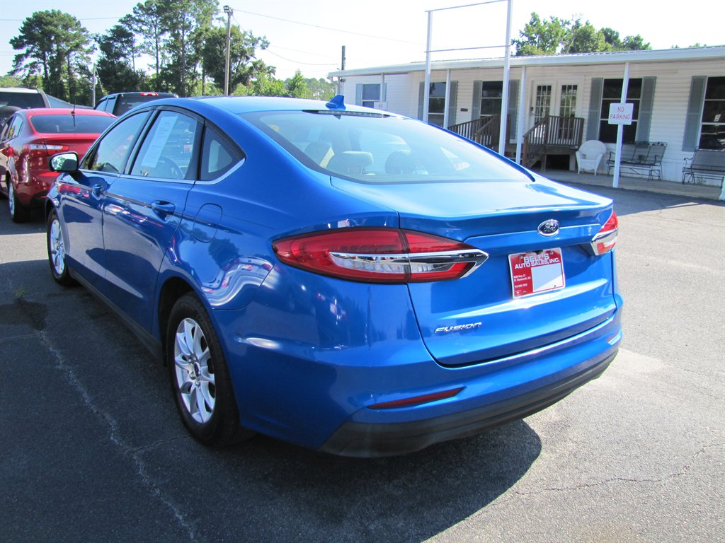 2020 Ford Fusion - $11,995