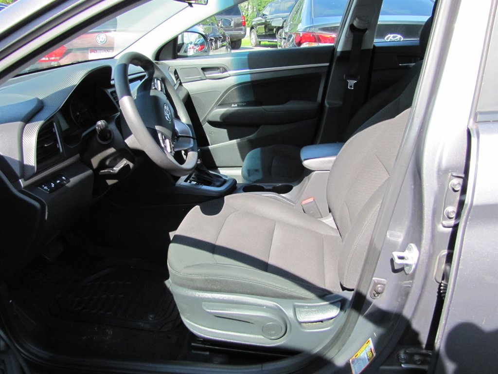 2020 Hyundai Elantra - $12,995