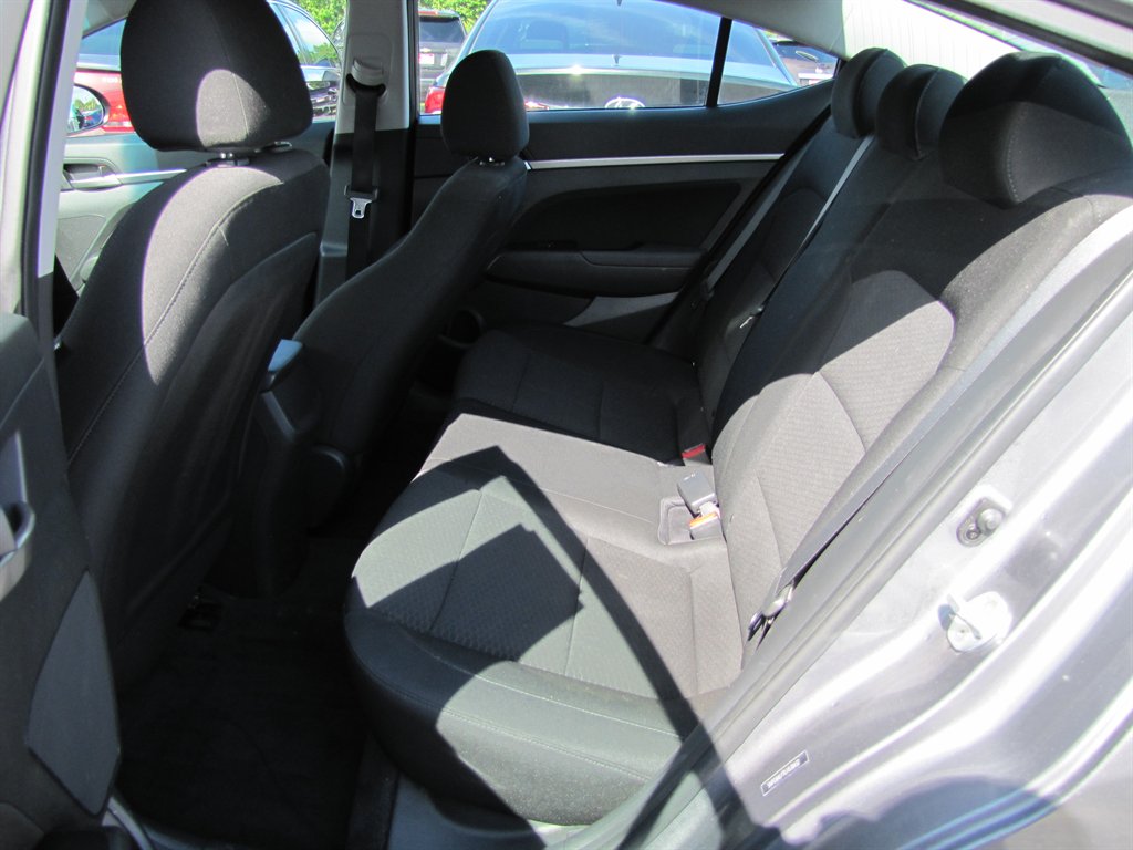 2020 Hyundai Elantra - $12,995