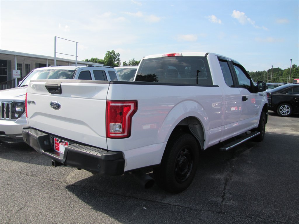 2016 Ford F-150 - $14,995
