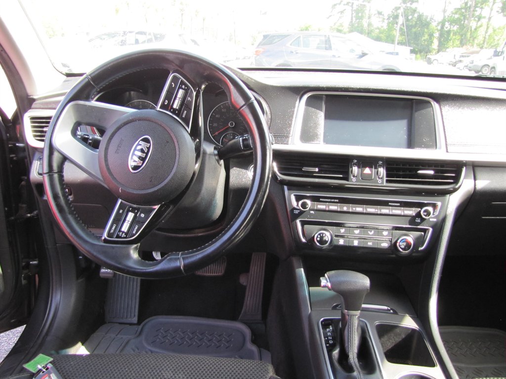 2020 Kia Optima - $14,995
