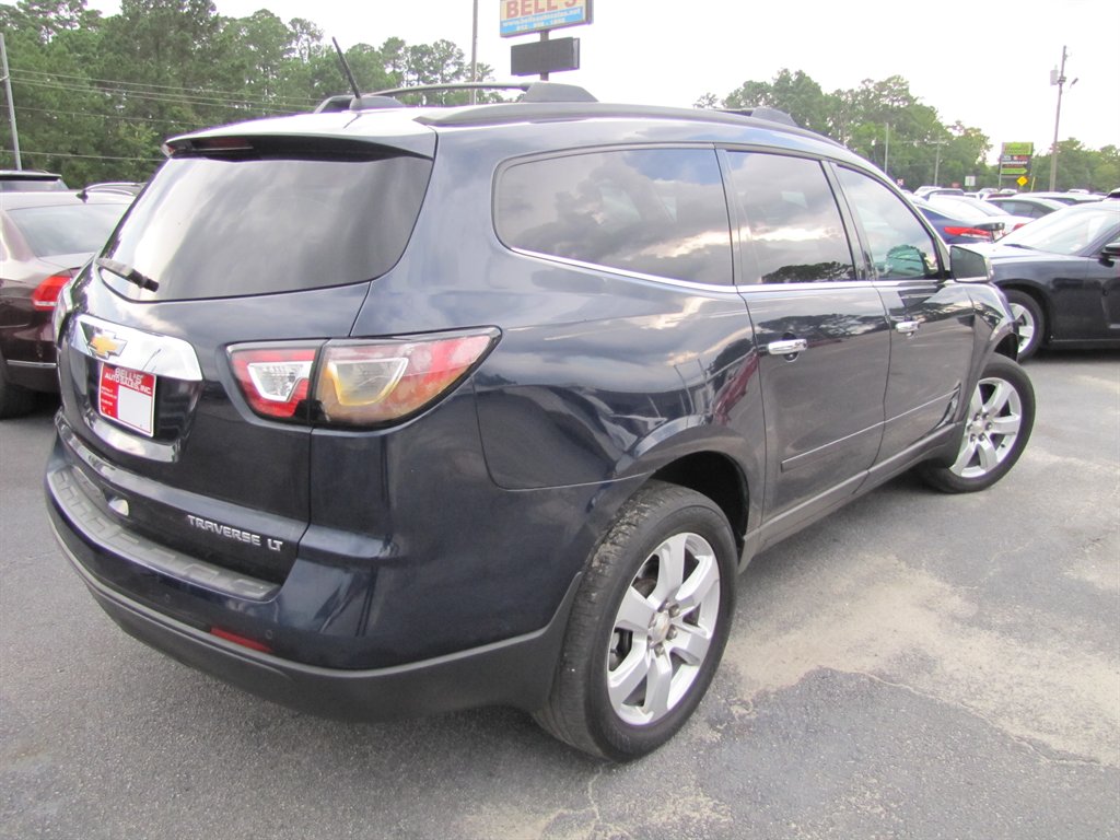 2016 Chevrolet Traverse - $11,995