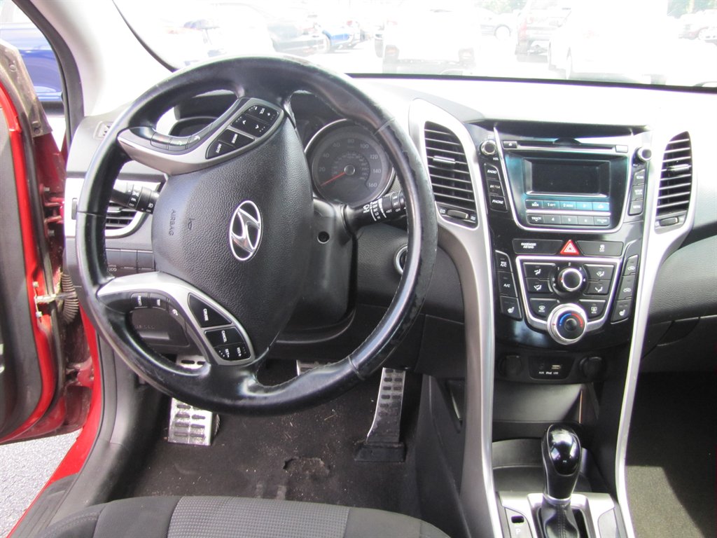 2016 Hyundai Elantra - $7,995