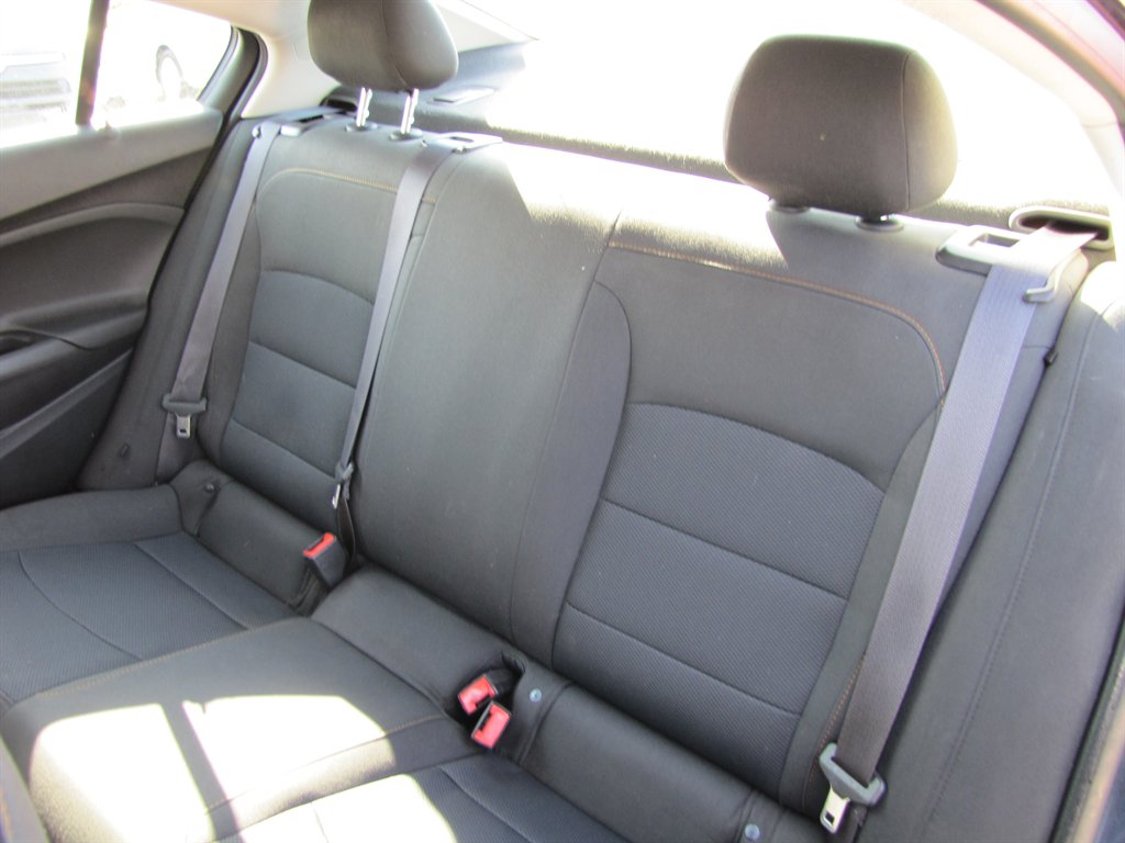 2016 Chevrolet Cruze - $8,995