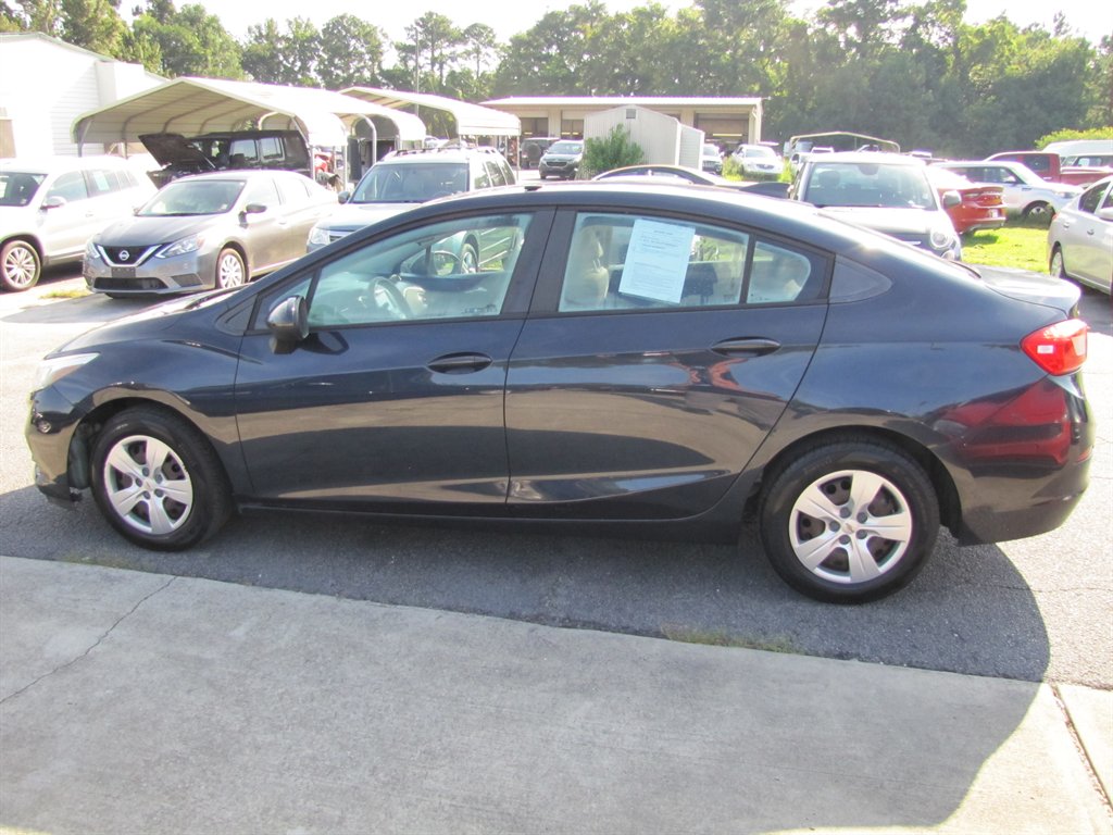 2016 Chevrolet Cruze - $8,995