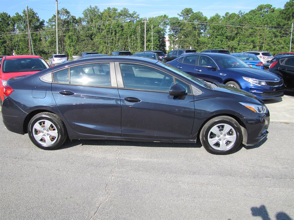 2016 Chevrolet Cruze - $8,995