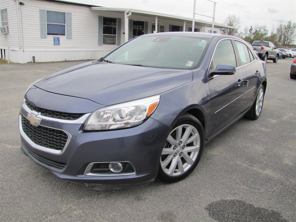 2014 Chevrolet Malibu - $9,995