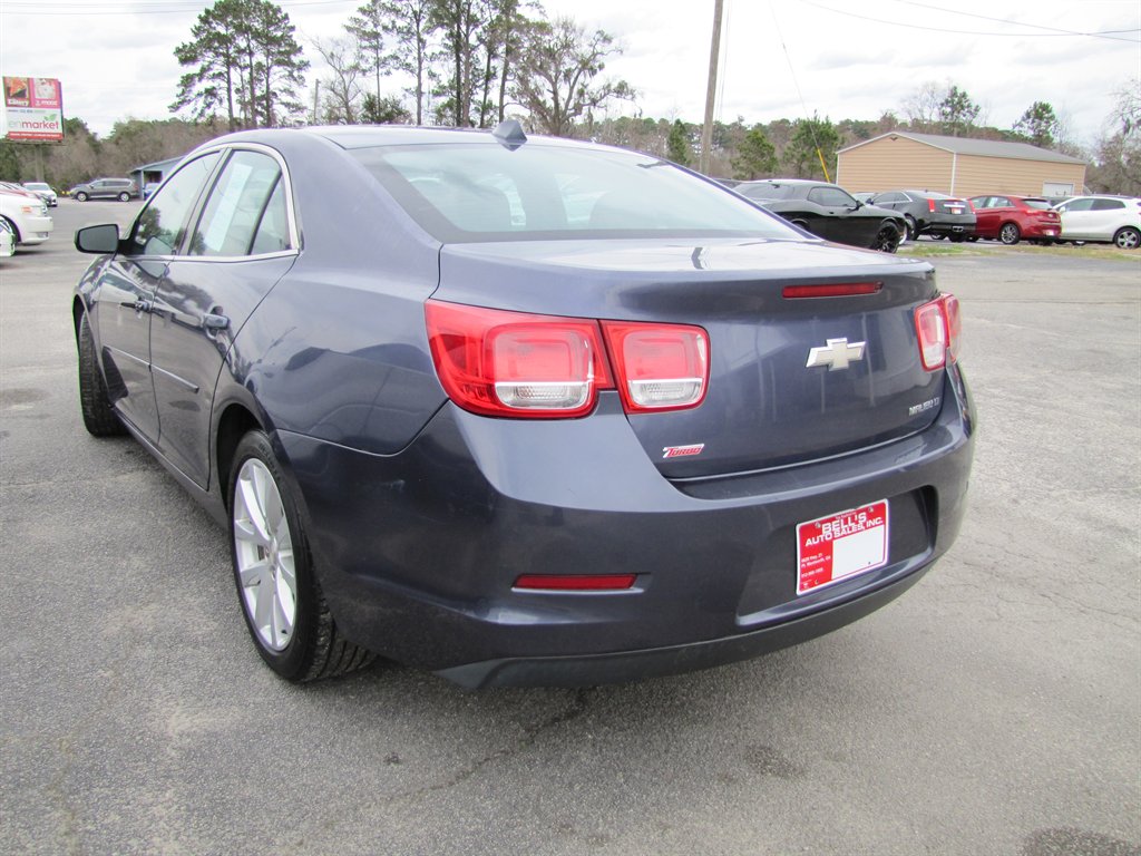 2014 Chevrolet Malibu - $9,995