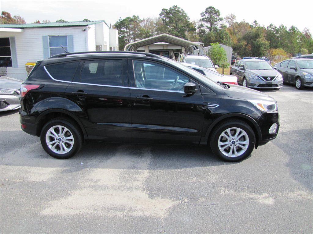 2018 Ford Escape - $13,995