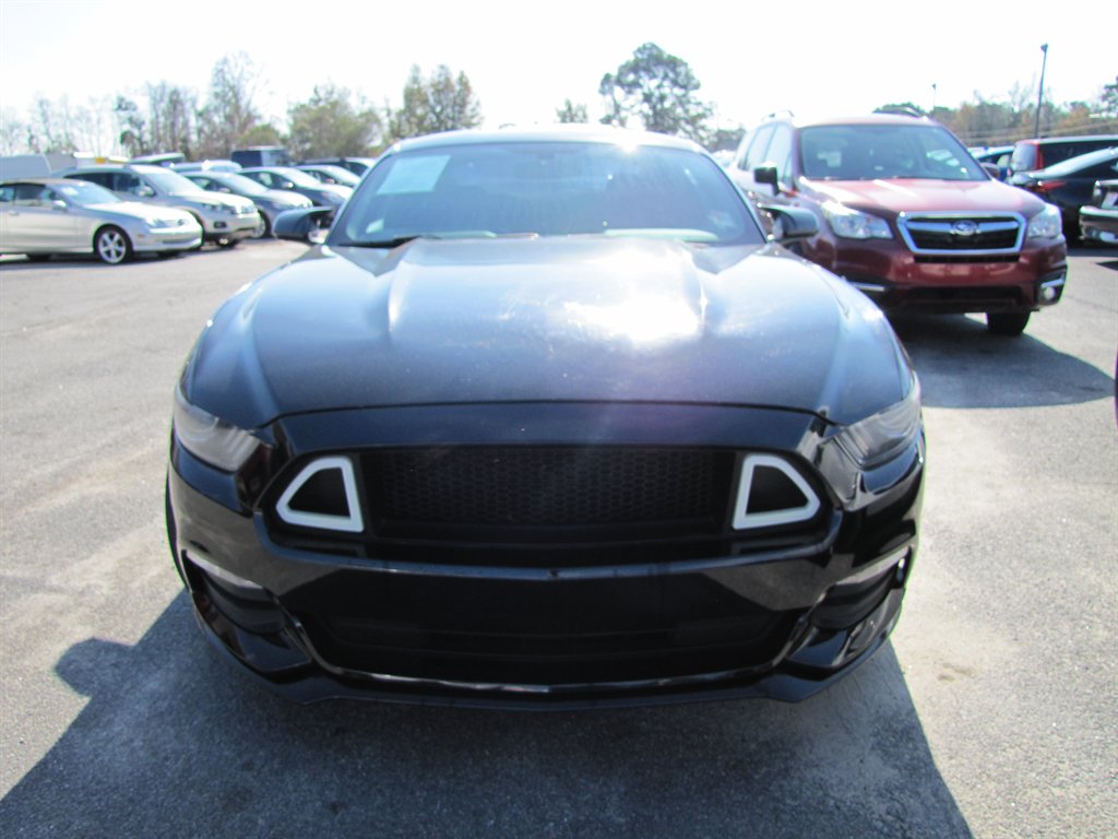 2017 Ford Mustang - $13,995