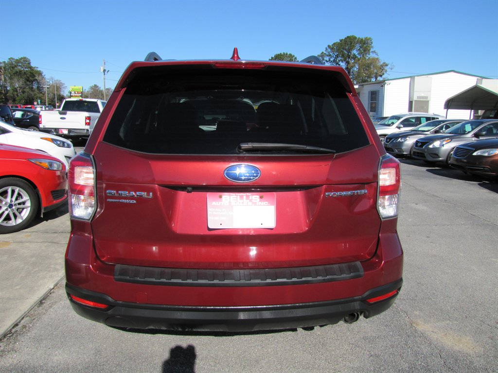 2018 Subaru Forester - $12,995