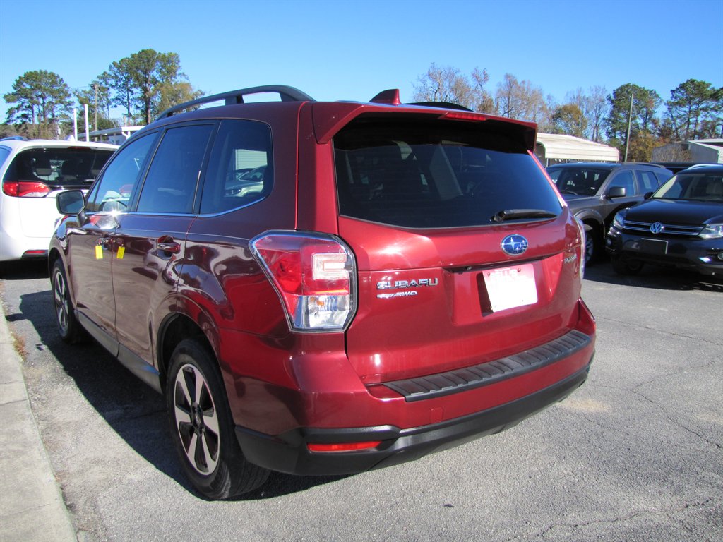 2018 Subaru Forester - $12,995