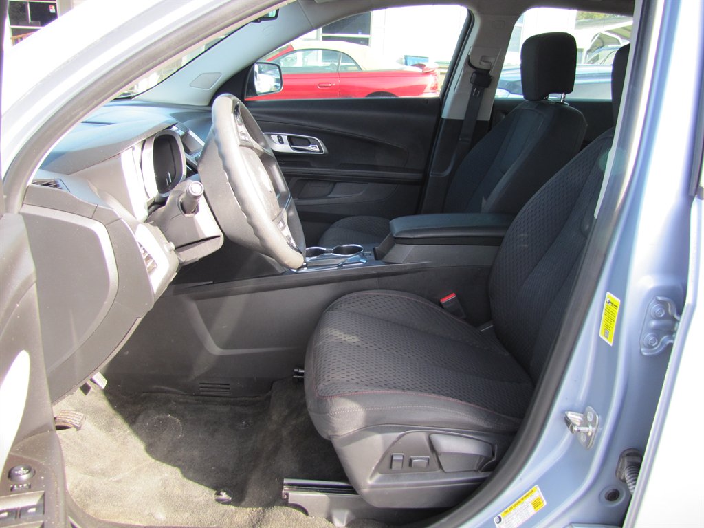 2015 Chevrolet Captiva - $10,995
